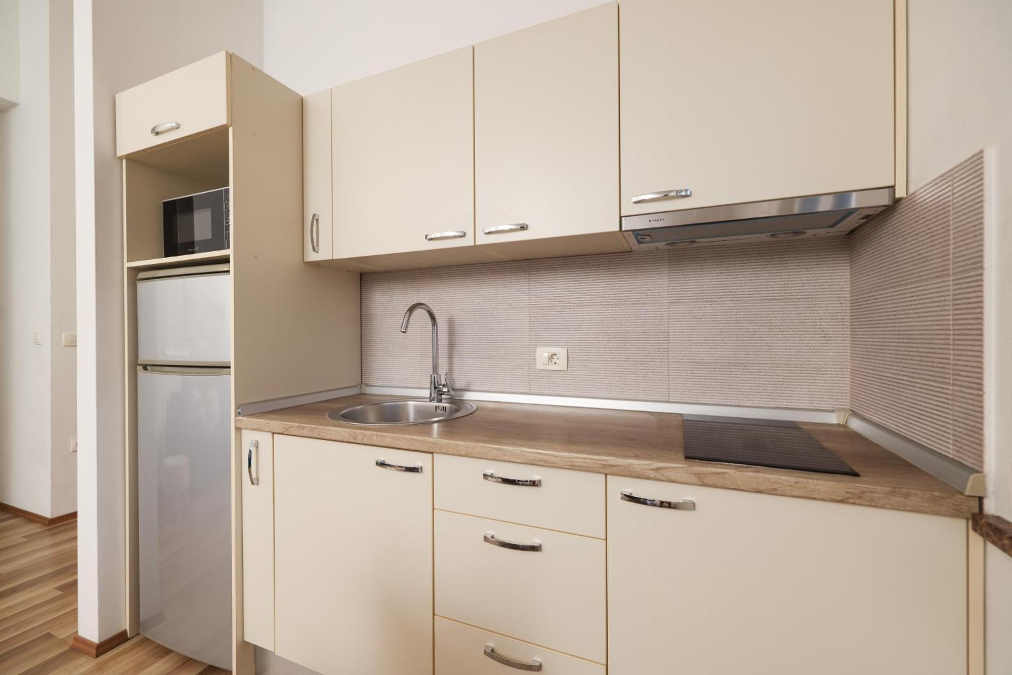 Apartments Anita Nin Εξωτερικό φωτογραφία