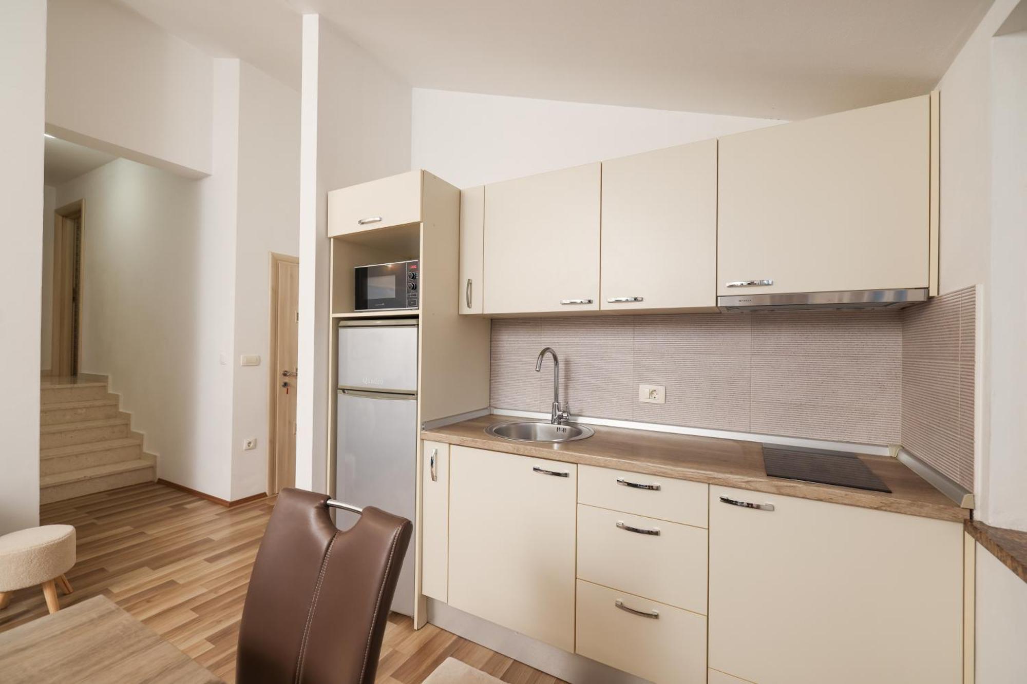 Apartments Anita Nin Εξωτερικό φωτογραφία