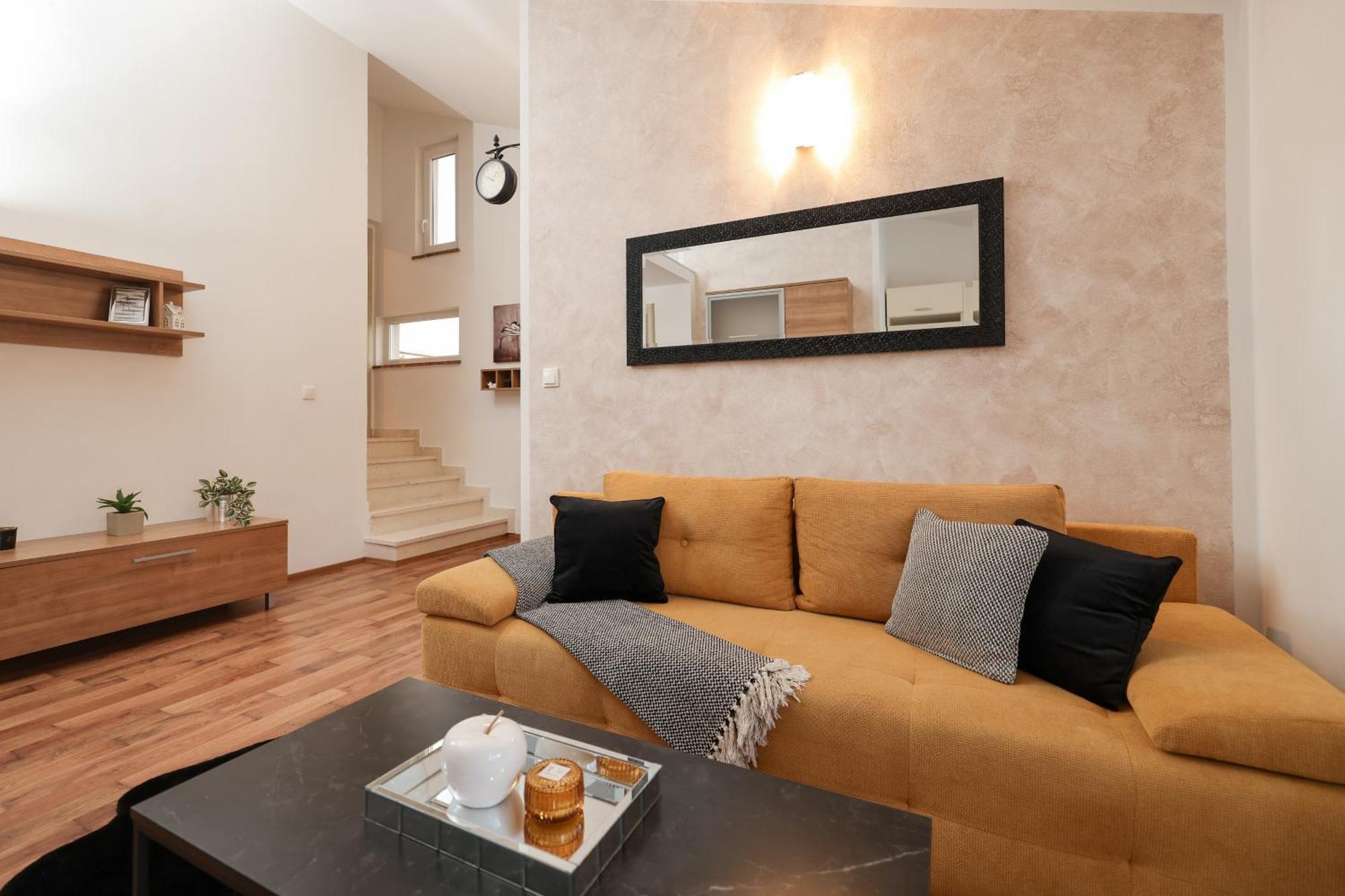 Apartments Anita Nin Εξωτερικό φωτογραφία