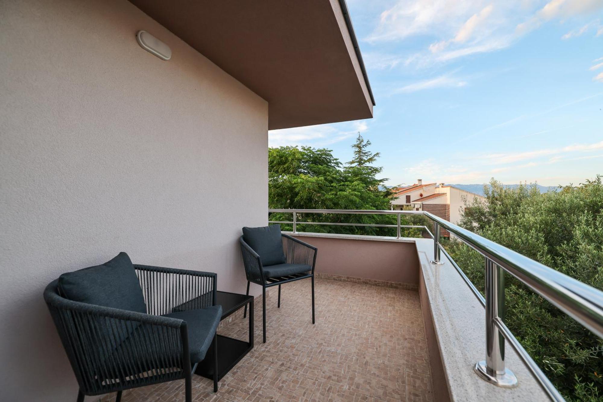 Apartments Anita Nin Εξωτερικό φωτογραφία
