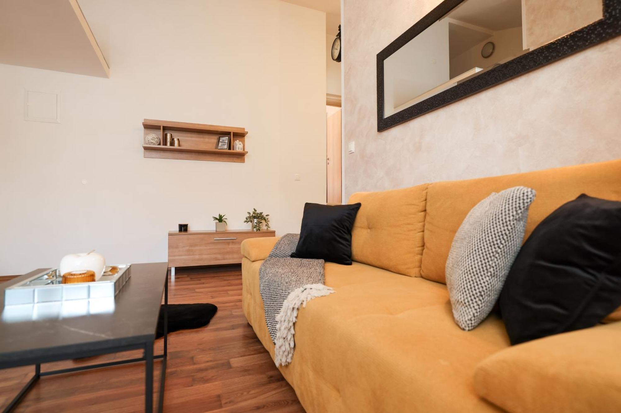 Apartments Anita Nin Εξωτερικό φωτογραφία